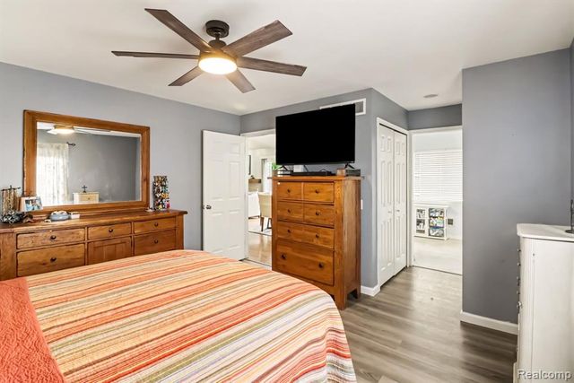 2830 Bayberry Drive, Waterford, MI 48329