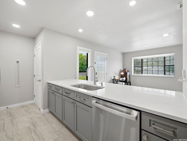 515 Oak Park Dr Unit 515, Boerne, TX 78006
