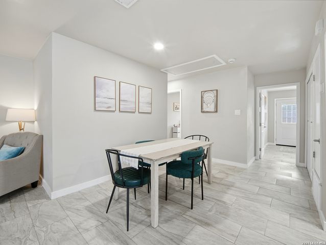 515 Oak Park Dr Unit 515, Boerne, TX 78006