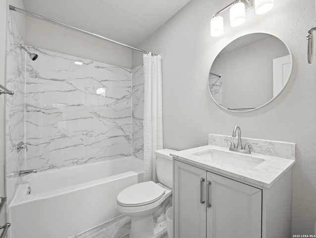 515 Oak Park Dr Unit 515, Boerne, TX 78006