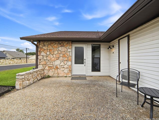 515 Oak Park Dr Unit 515, Boerne, TX 78006