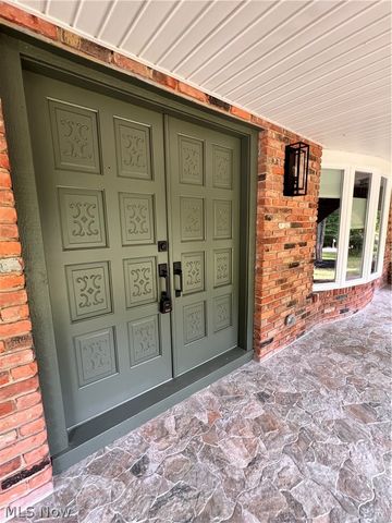704 Echo Drive, Gates Mills, OH 44040