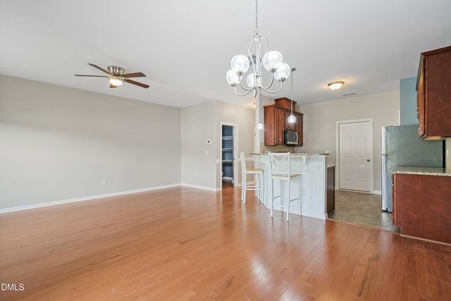 202 Beaconwood Lane, Holly Springs, NC 27540