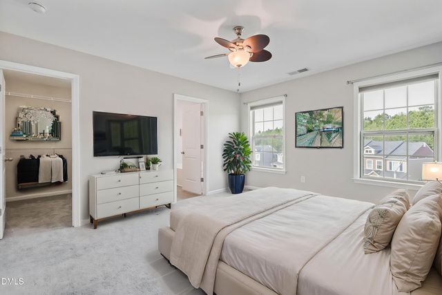 202 Beaconwood Lane, Holly Springs, NC 27540