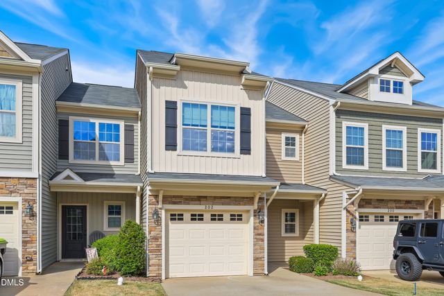 202 Beaconwood Lane, Holly Springs, NC 27540