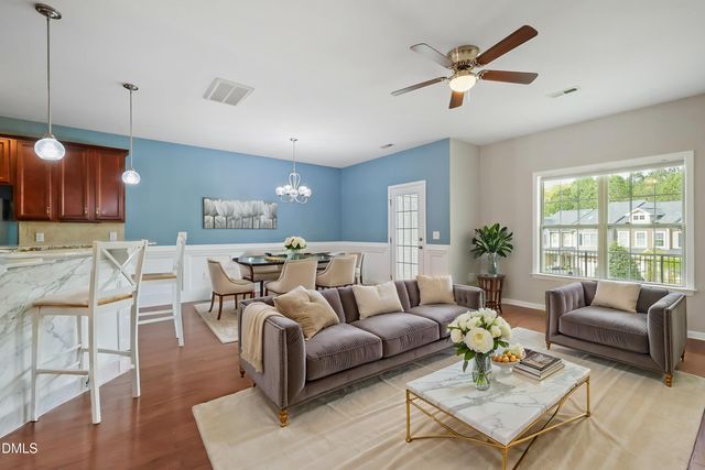 202 Beaconwood Lane, Holly Springs, NC 27540