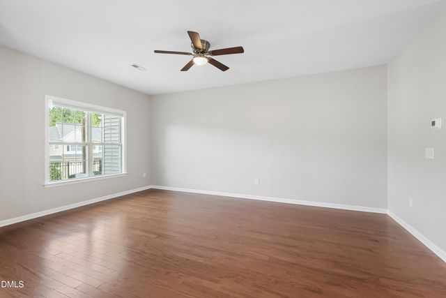 202 Beaconwood Lane, Holly Springs, NC 27540