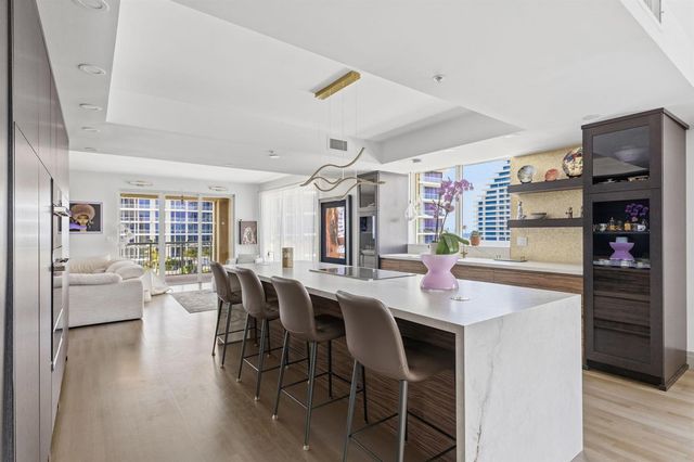 209 N Birch Road 1002, Fort Lauderdale, FL 33304