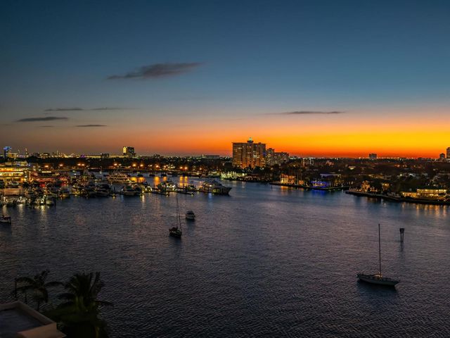 209 N Birch Road 1002, Fort Lauderdale, FL 33304