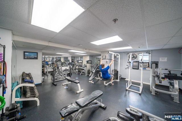 6600 Boulevard East 10N, West New York, NJ 07093