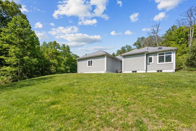 16 Katavolos Drive, Tomkins Cove, NY 10986