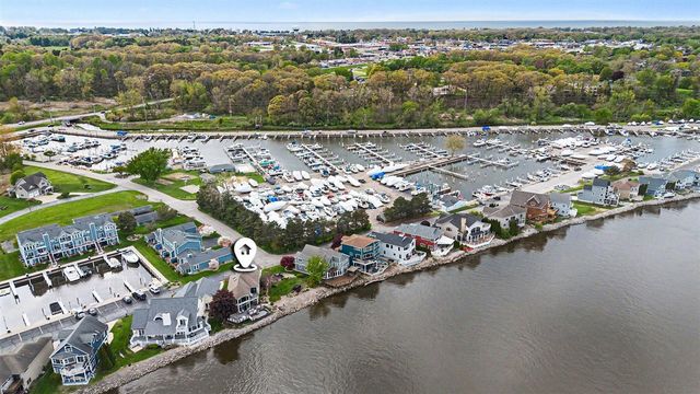 2309 Riverside Pointe Drive, Saint Joseph, MI 49085
