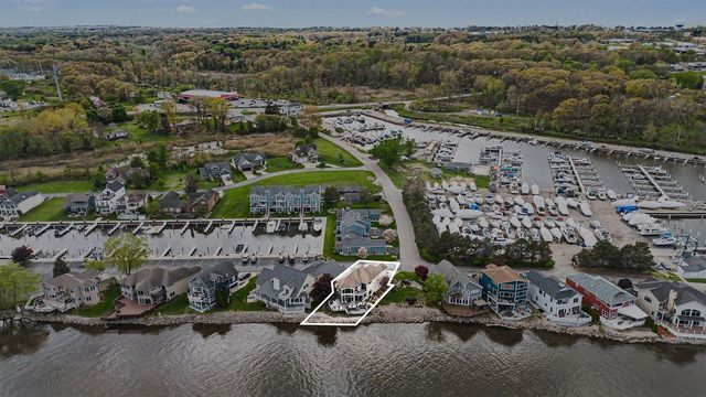 2309 Riverside Pointe Drive, Saint Joseph, MI 49085