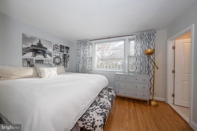 1022 CLOVER HILL RD, Wynnewood, PA 19096