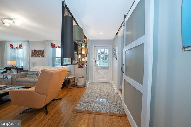 1022 CLOVER HILL RD, Wynnewood, PA 19096