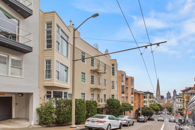 1230 Clay Street 303, San Francisco, CA 94108