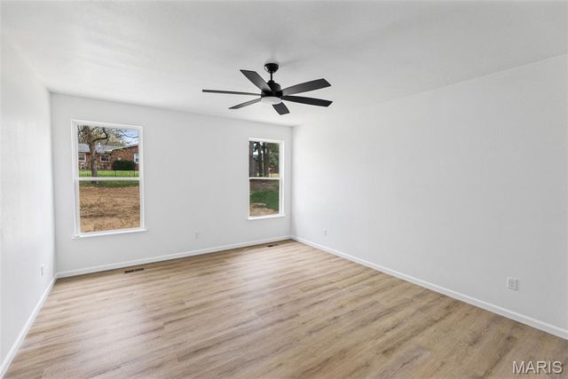 808 Turnberry Road, Belleville, IL 62223