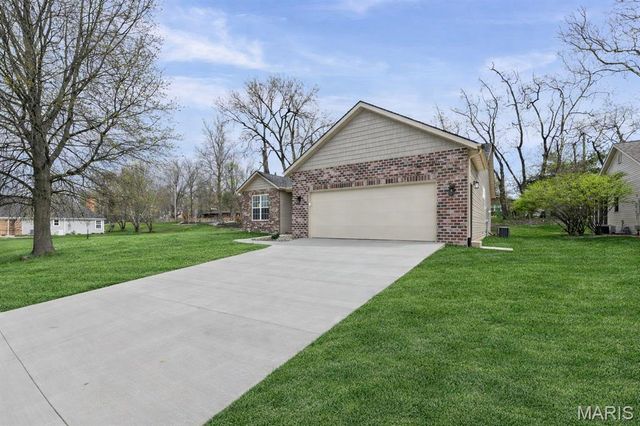 808 Turnberry Road, Belleville, IL 62223