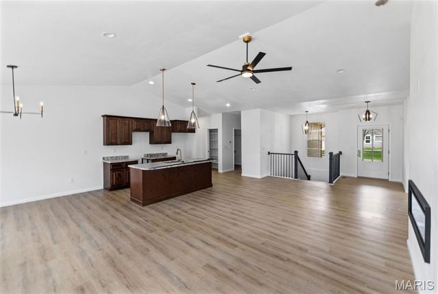 808 Turnberry Road, Belleville, IL 62223