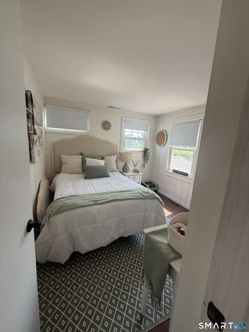 19 White Top Lane Lane, Guilford, CT 06437