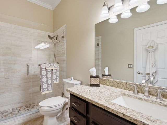 4652 Amberwood Court, Oakland Twp, MI 48306