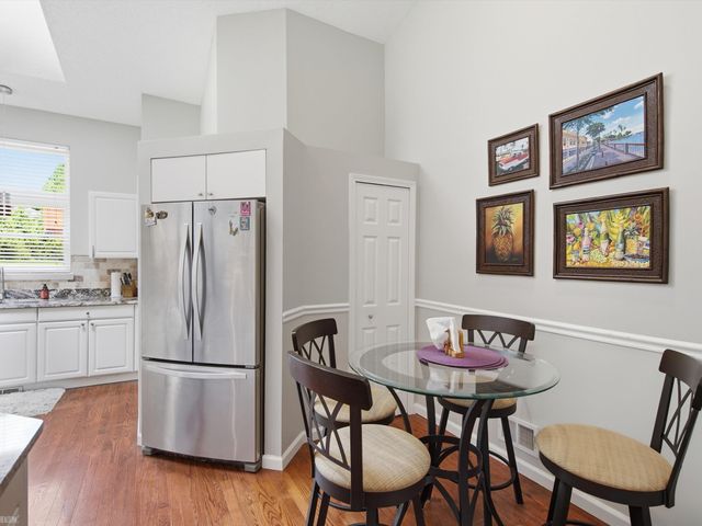 4652 Amberwood Court, Oakland Twp, MI 48306