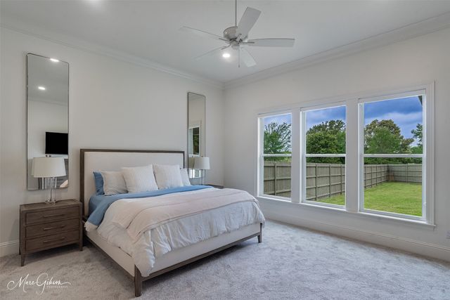 1028 Horizon Hill Drive, Shreveport, LA 71106