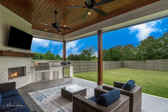 1028 Horizon Hill Drive, Shreveport, LA 71106