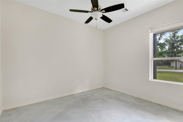 538 Magnolia Point Drive, Huffman, TX 77336