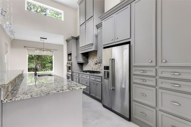 538 Magnolia Point Drive, Huffman, TX 77336