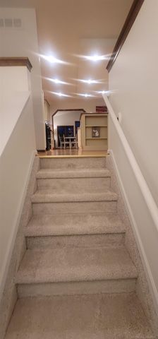 415 Coledale Drive, White Lake, MI 48386