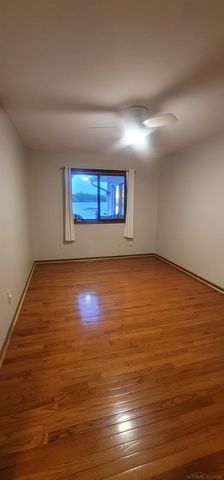 415 Coledale Drive, White Lake, MI 48386