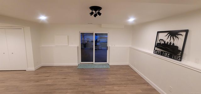 415 Coledale Drive, White Lake, MI 48386