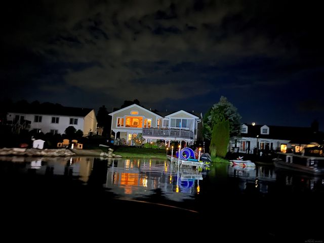415 Coledale Drive, White Lake, MI 48386