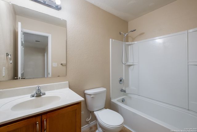 3819 Running Rnch, San Antonio, TX 78261