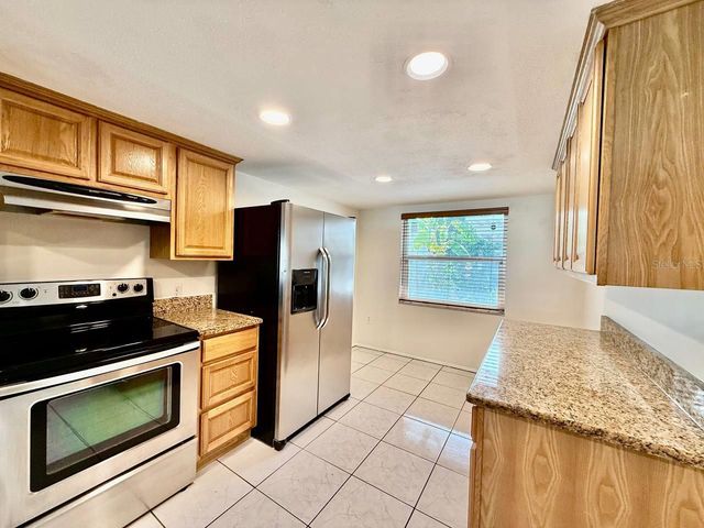 7560 92ND STREET 102B, Seminole, FL 33777