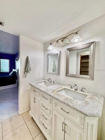 7560 92ND STREET 102B, Seminole, FL 33777