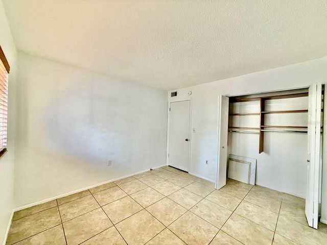 7560 92ND STREET 102B, Seminole, FL 33777