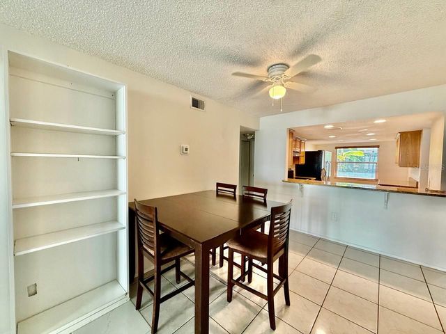 7560 92ND STREET 102B, Seminole, FL 33777