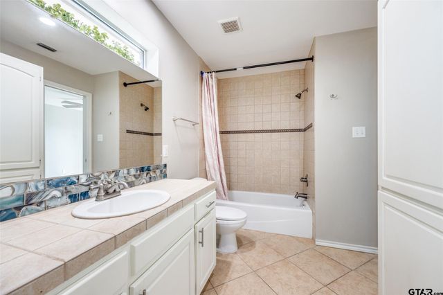 1511 Proctor Avenue, Mount Pleasant, TX 75455