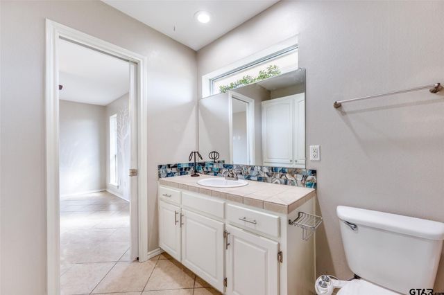 1511 Proctor Avenue, Mount Pleasant, TX 75455