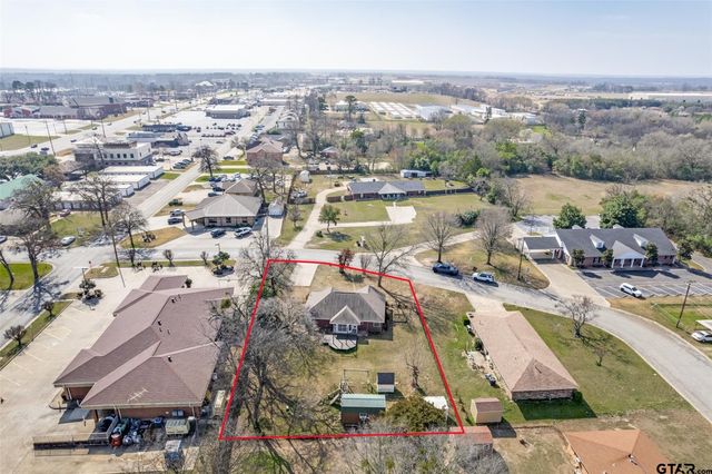 1511 Proctor Avenue, Mount Pleasant, TX 75455