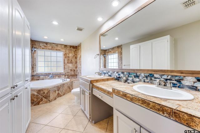 1511 Proctor Avenue, Mount Pleasant, TX 75455