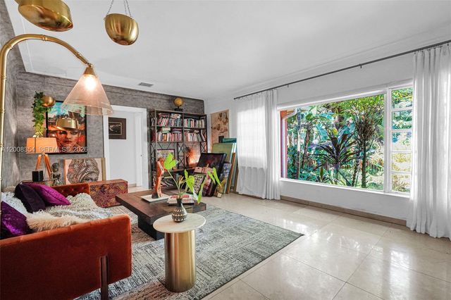 9325 NE 5th Ave none, Miami Shores, FL 33138