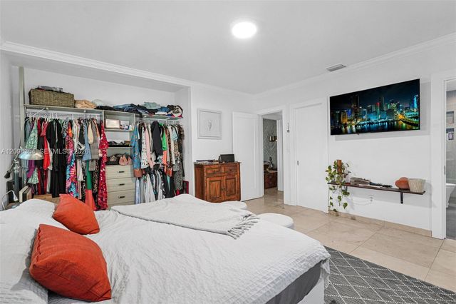 9325 NE 5th Ave none, Miami Shores, FL 33138