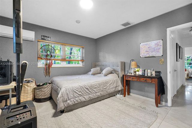 9325 NE 5th Ave none, Miami Shores, FL 33138