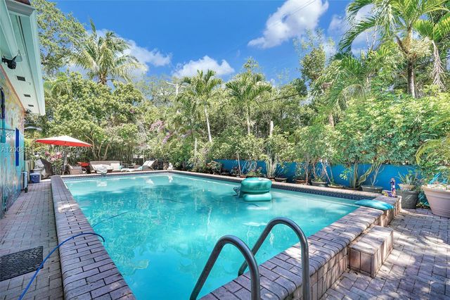 9325 NE 5th Ave none, Miami Shores, FL 33138