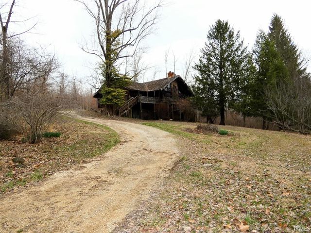 895 Wells Ln, Springville, IN 47462