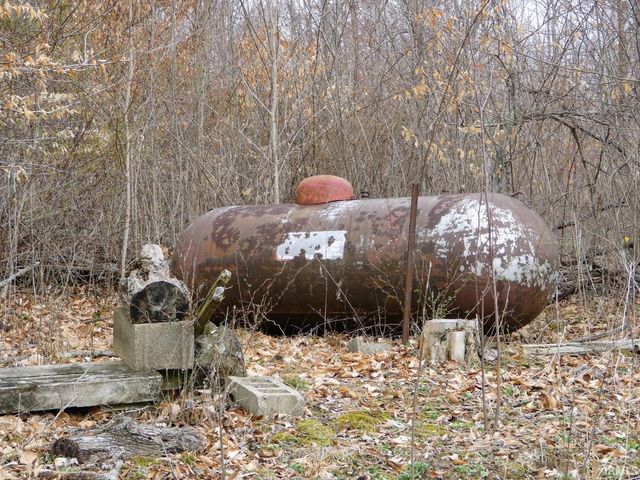 895 Wells Ln, Springville, IN 47462