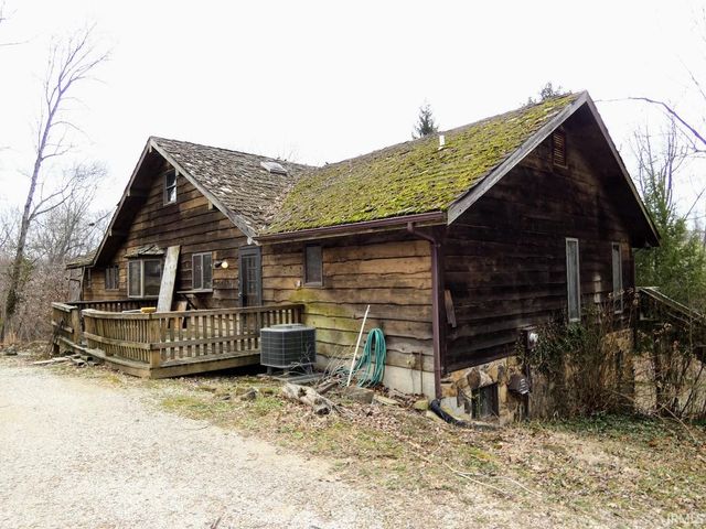 895 Wells Ln, Springville, IN 47462